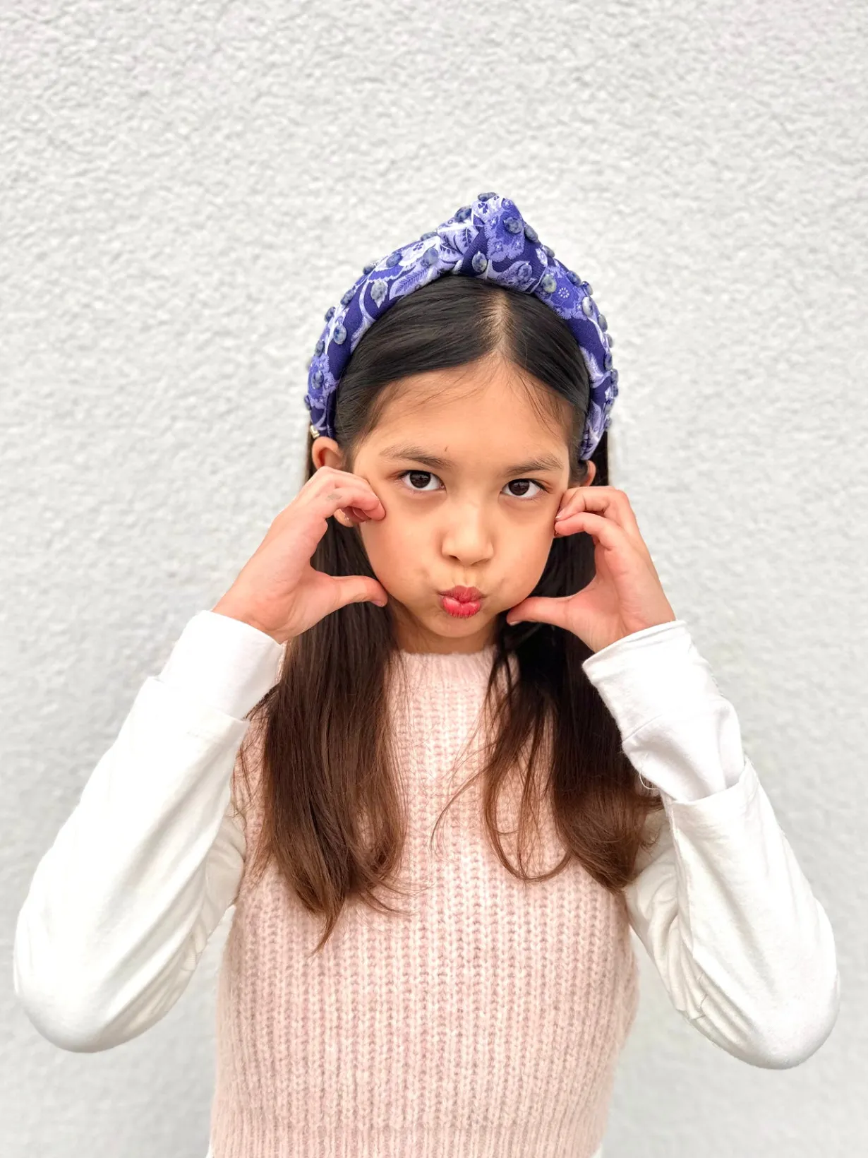 child_size_chinoiserie_fl_1.webp Child Size Chinoiserie Floral Headband with Beads-Brianna Cannon Best