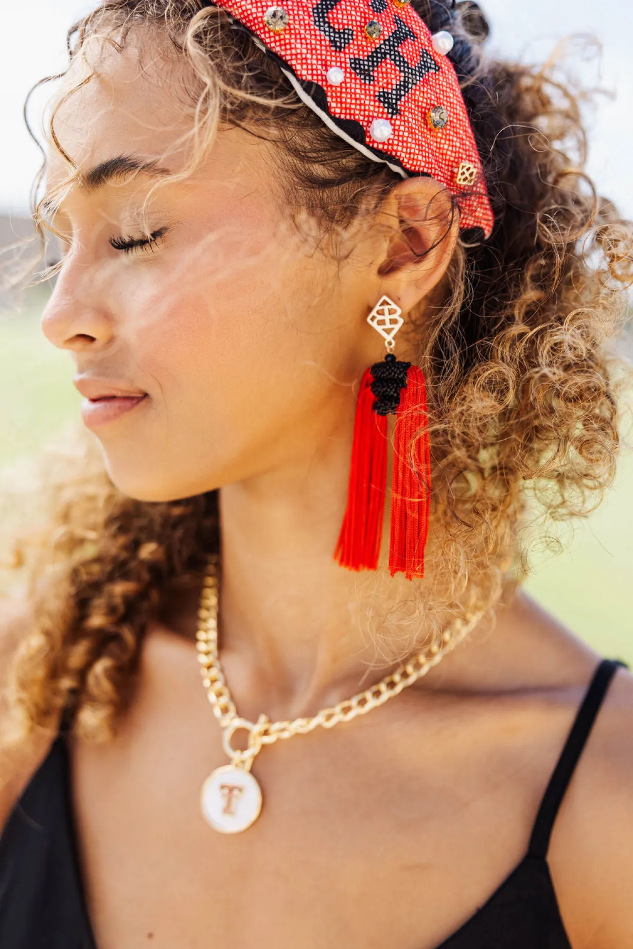 color_block_tassel_earrin_1-8.webp Color Block Tassel Earrings - Red and Black-Brianna Cannon New