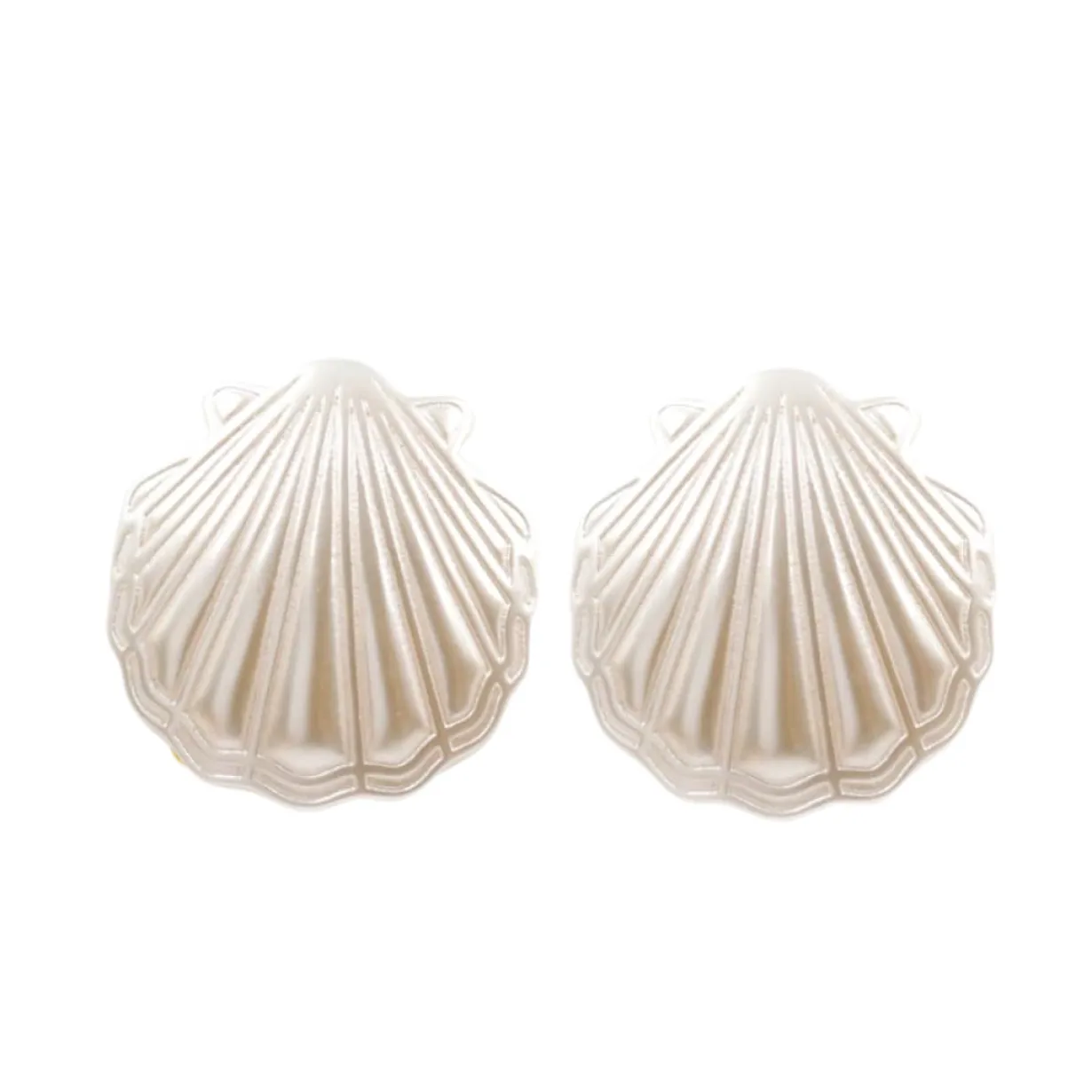 large_pearl_shell_earring_0.webp Large Pearl Shell Earrings-Brianna Cannon Clearance