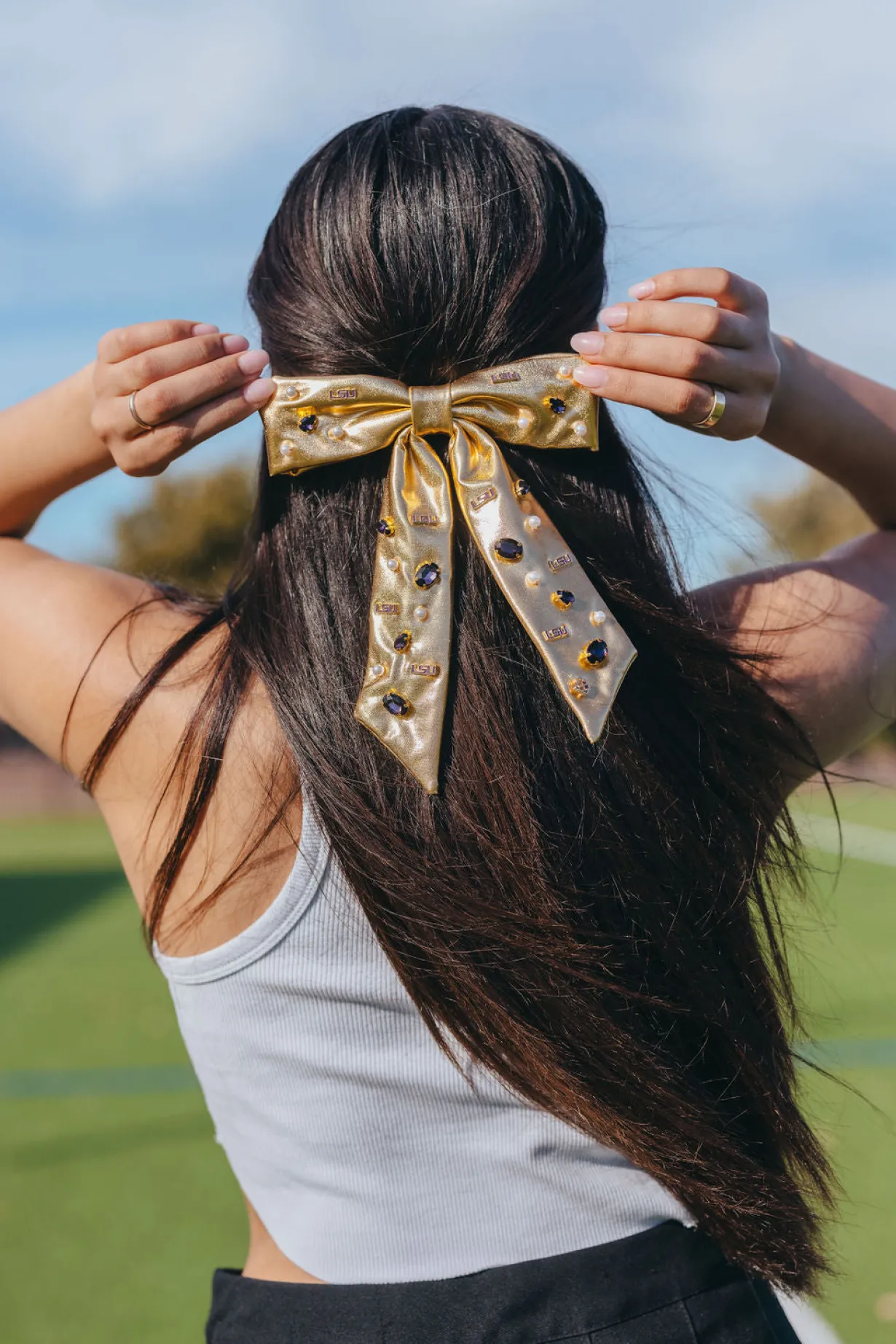 lsu_gold_bow_barrette_2.webp LSU Gold Bow Barrette-Brianna Cannon Hot