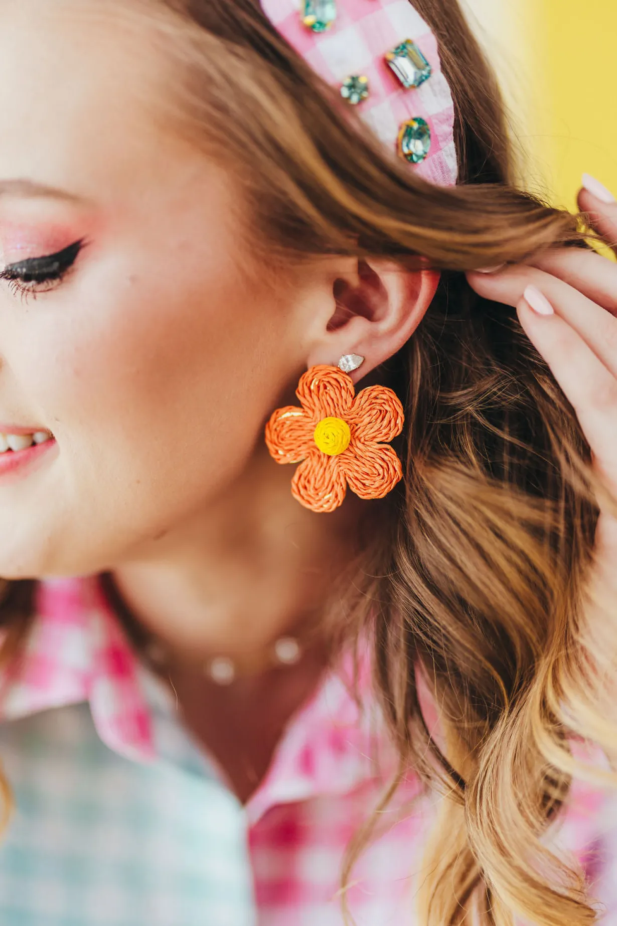 orange_raffia_daisy_earri_3.webp Orange Raffia Daisy Earrings-Brianna Cannon Online