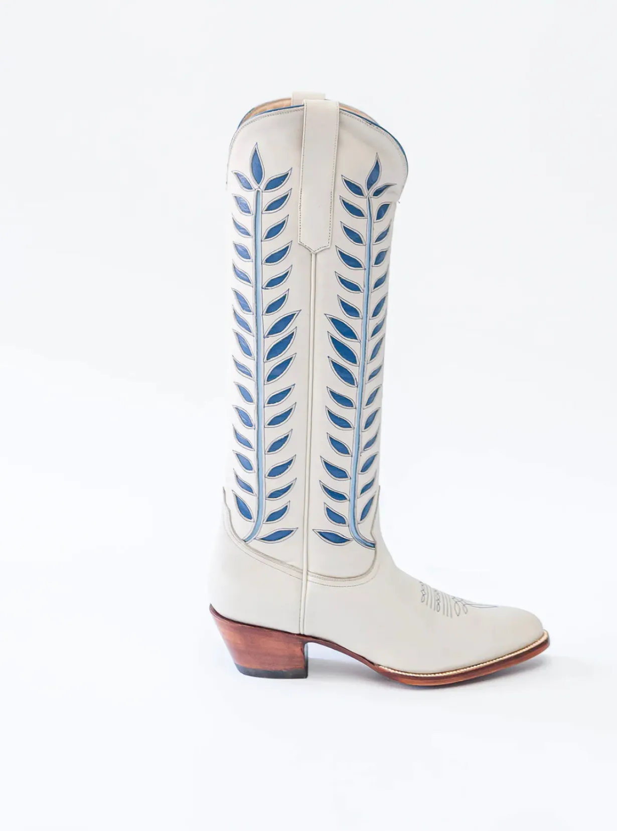 petite_paloma_rory_boot___6.webp Petite Paloma Rory Boot - Bone/Blue-Brianna Cannon Clearance