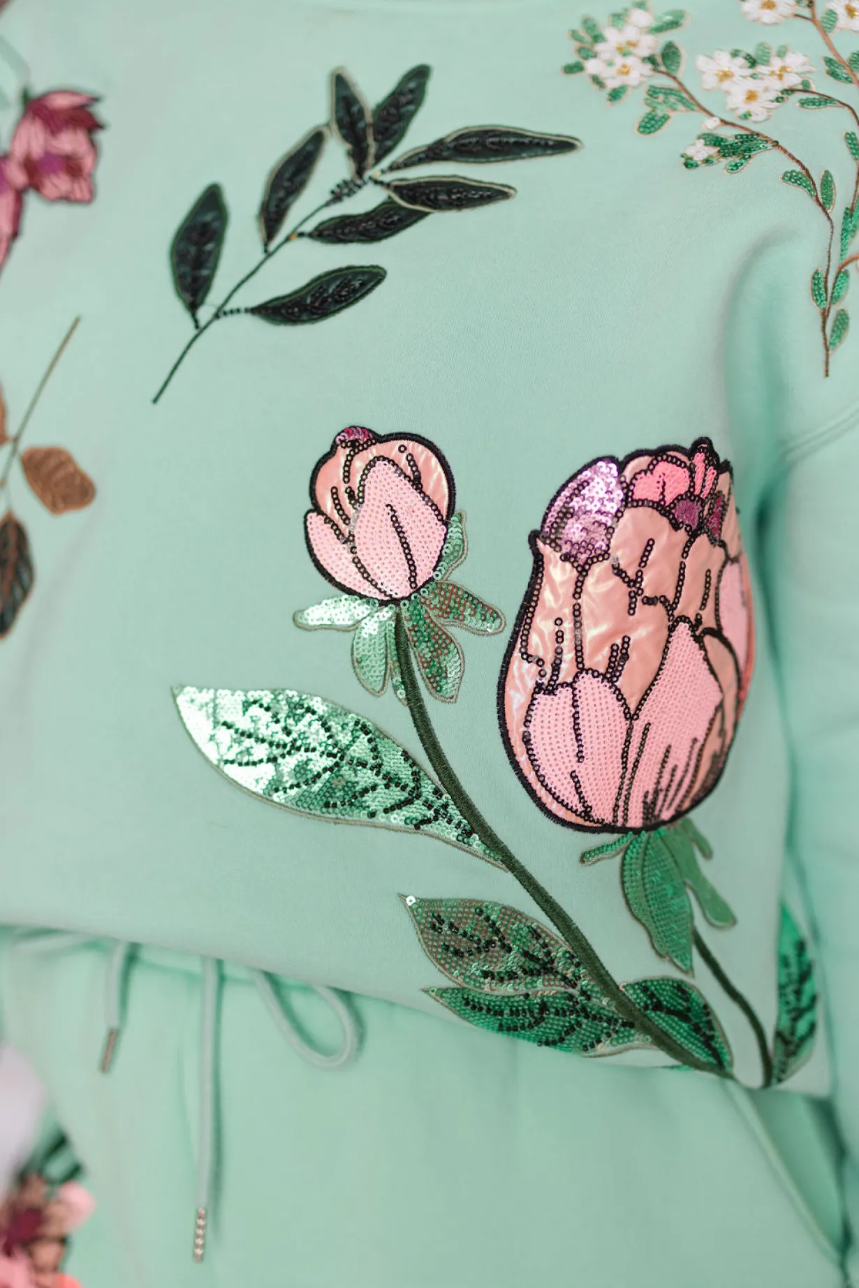 snowdrop_botanical_sweats_2.webp Snowdrop Botanical Sweatshirt in Mint-Brianna Cannon Sale