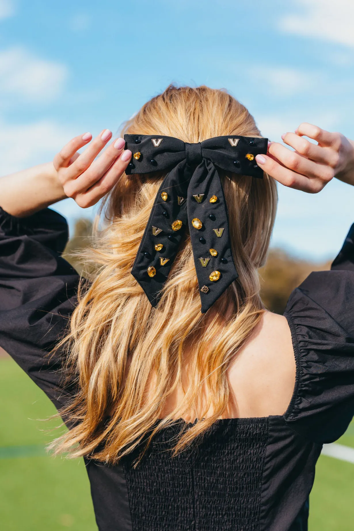 vanderbilt_black_bow_barr_1.webp Vanderbilt Black Bow Barrette-Brianna Cannon Fashion